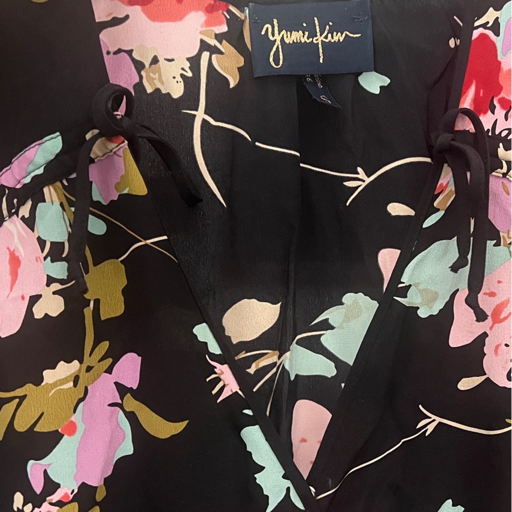 Yumi Kim Black Floral Silk Wrap Dress - Picture 6 of 6